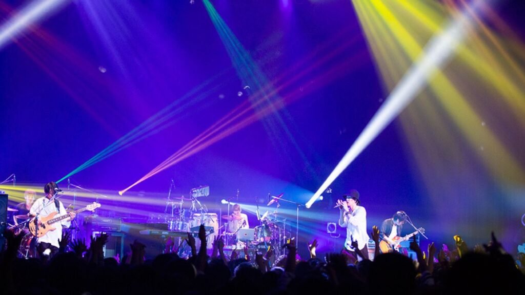 RADWIMPS band photo